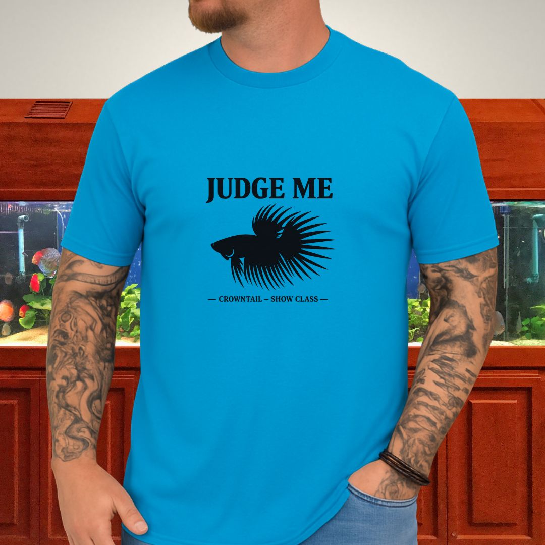 Judge Me - Crowntail Betta