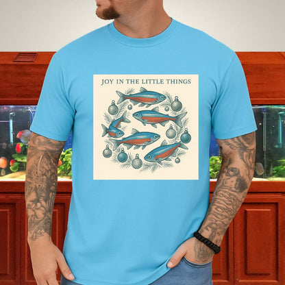 Joy in the Little Things Tee – Cardinal Tetra Christmas Wreath