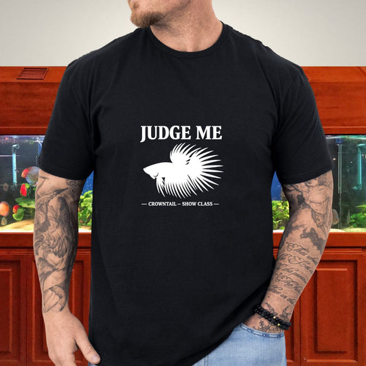 Judge Me - Crowntail Betta
