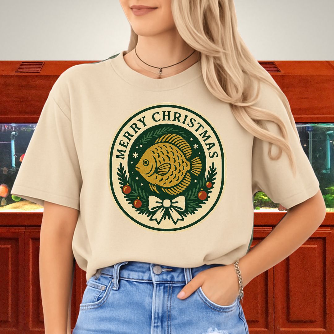 Retro Christmas Discus Wreath Tee – Vintage Holiday Emblem Design-T-Shirt-Fish &amp; Friends Tees